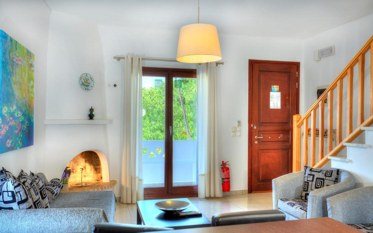Maestralia Apartamento Skyros Exterior foto